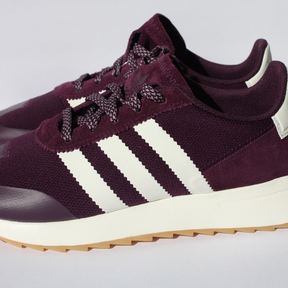 adidas purple stripe shoes